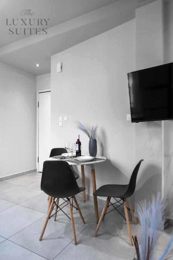 Upper Floor, The Luxury Suites Thessaloniki Exterior photo