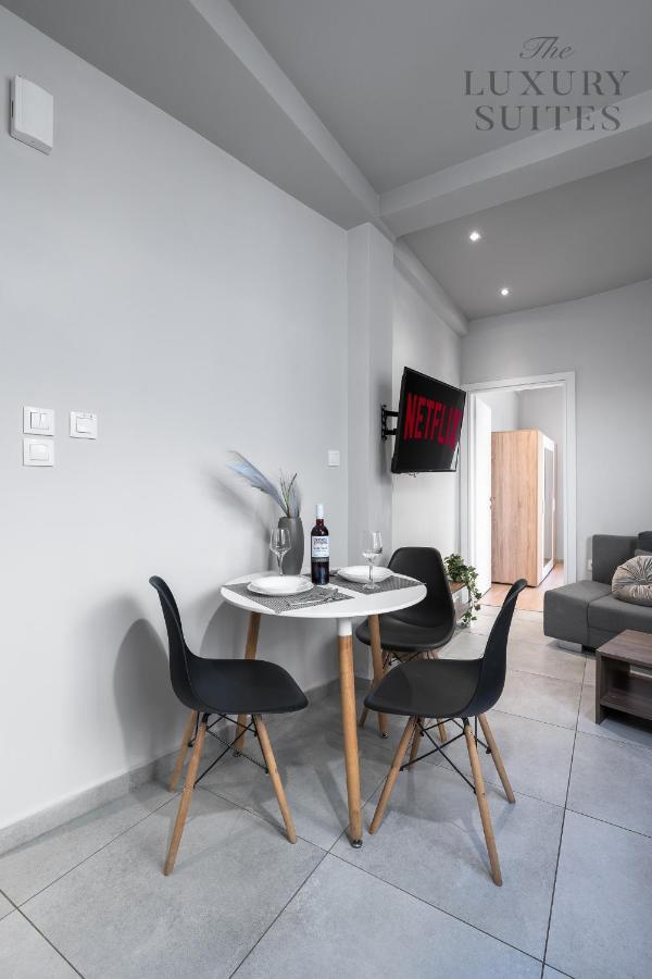 Upper Floor, The Luxury Suites Thessaloniki Exterior photo