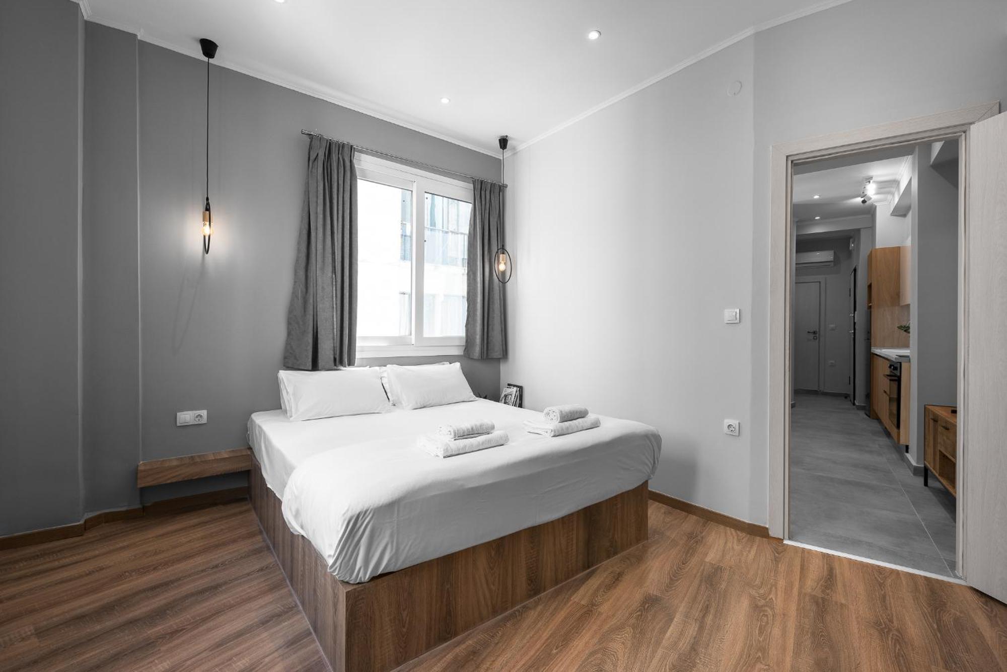 Upper Floor, The Luxury Suites Thessaloniki Exterior photo