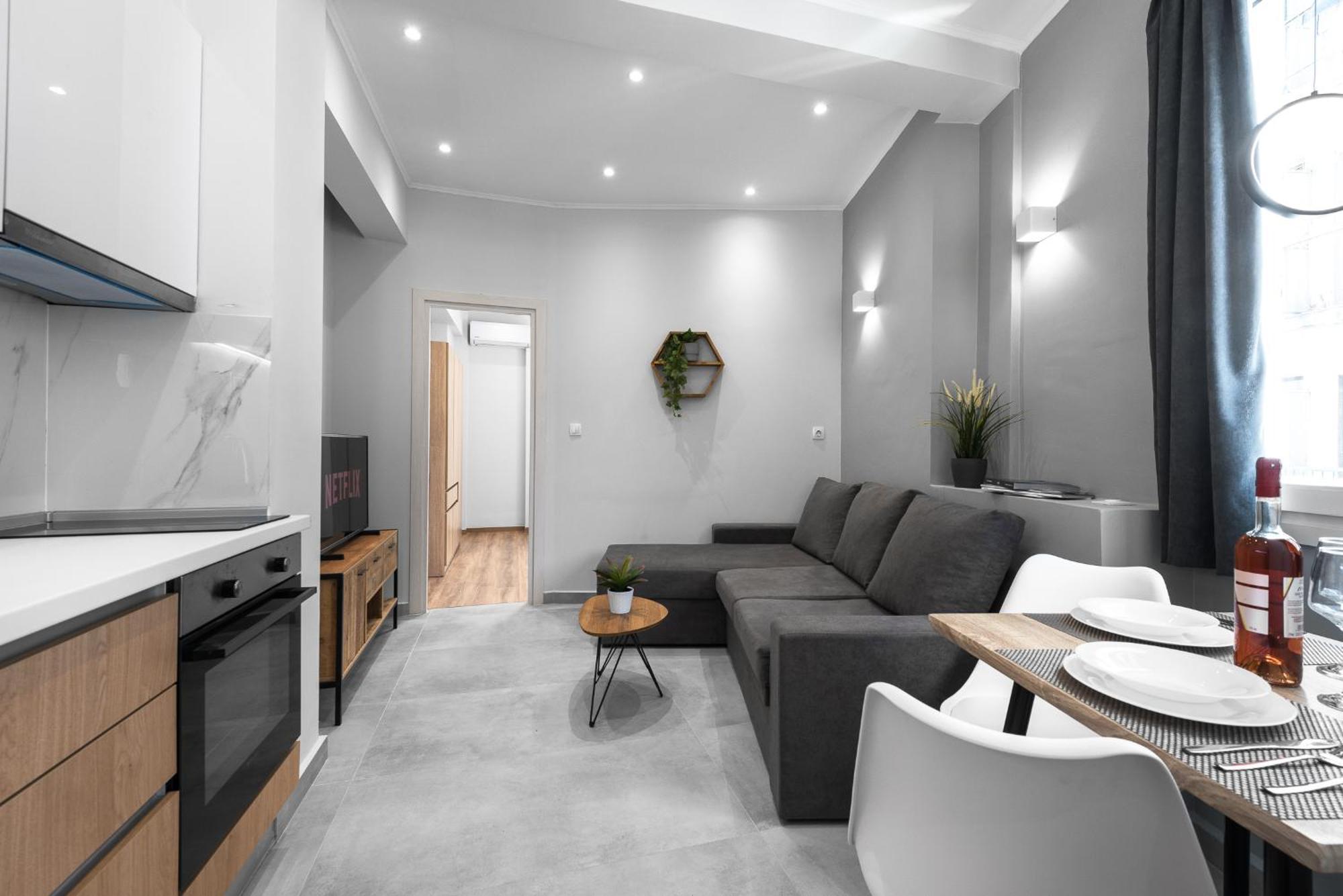 Upper Floor, The Luxury Suites Thessaloniki Exterior photo